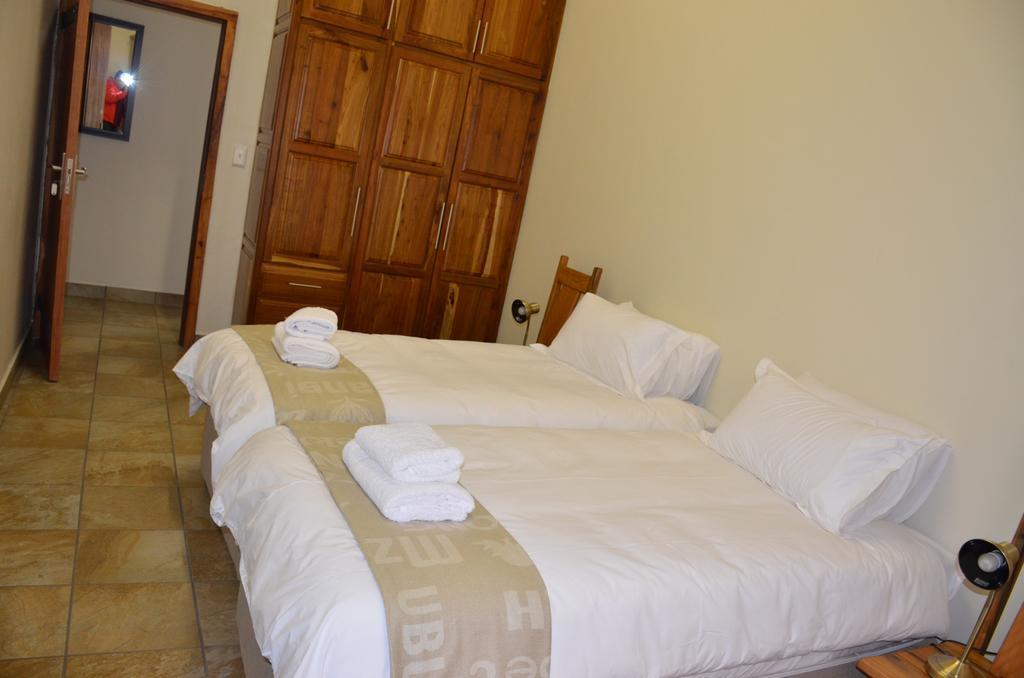 Stoep At Steenbok Self Catering Komatipoort Extérieur photo